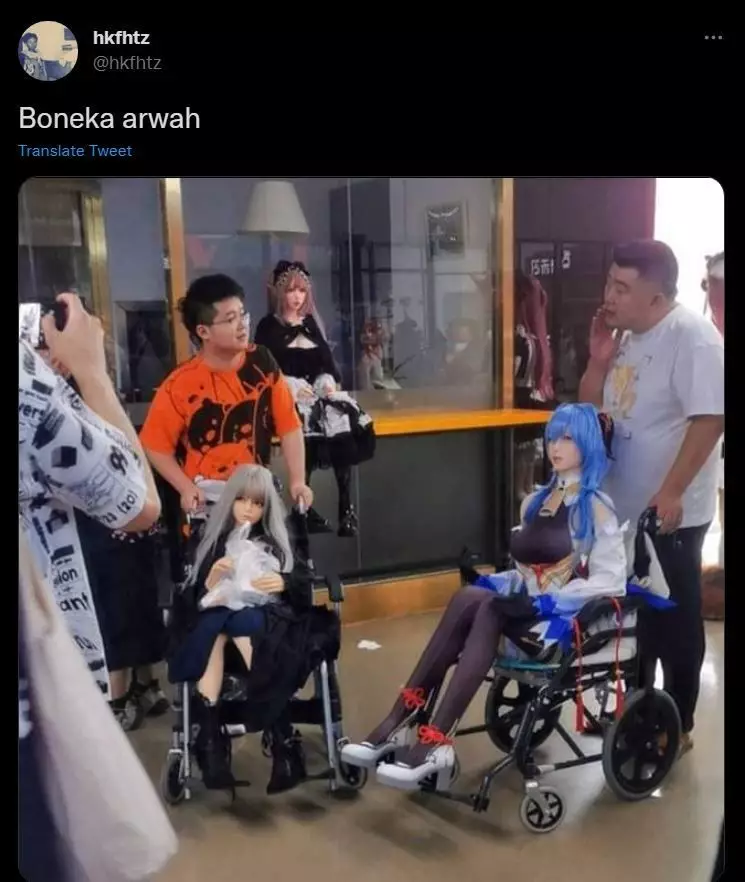 spirit doll nyeleneh ala warganet  © 2022 berbagai sumber