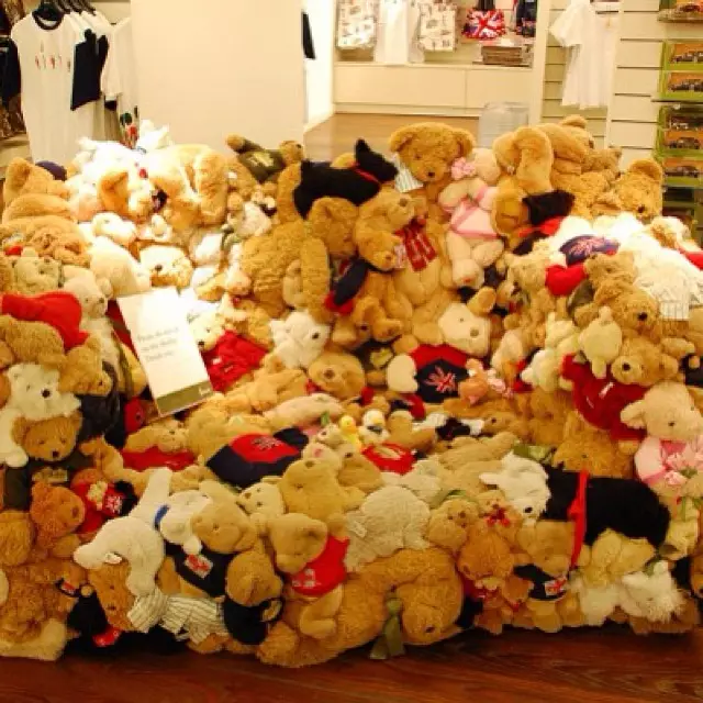 11 Desain sofa nyeleneh, ada yang mirip banteng © 2022 brilio.net 11 Desain sofa nyeleneh, ada yang mirip banteng © 2022 brilio.net