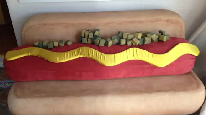 11 Desain sofa nyeleneh, ada yang mirip banteng © 2022 brilio.net 11 Desain sofa nyeleneh, ada yang mirip banteng © 2022 brilio.net