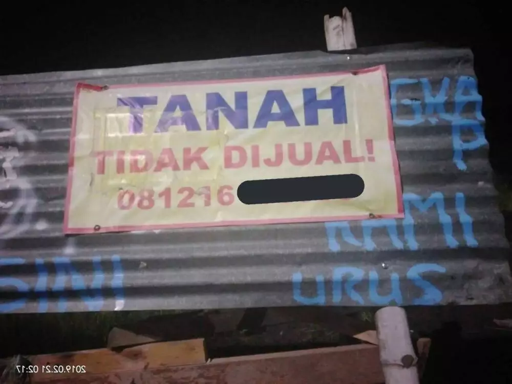 pengumuman lucu orang jual tanah © 2022 berbagai sumber