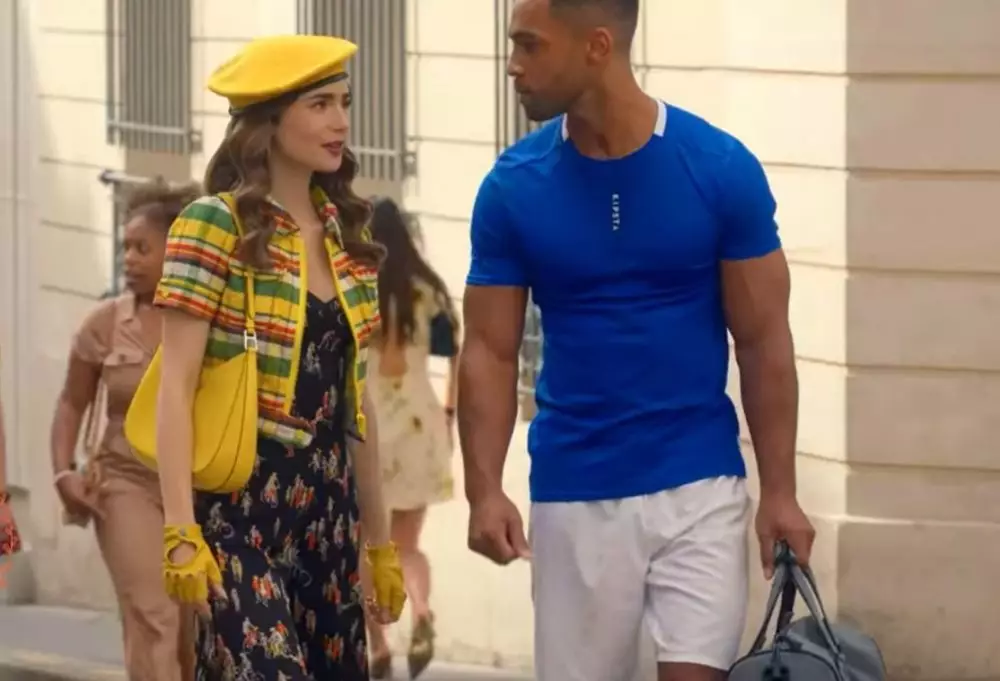 Style modis Lily Collins  © 2022 brilio.net