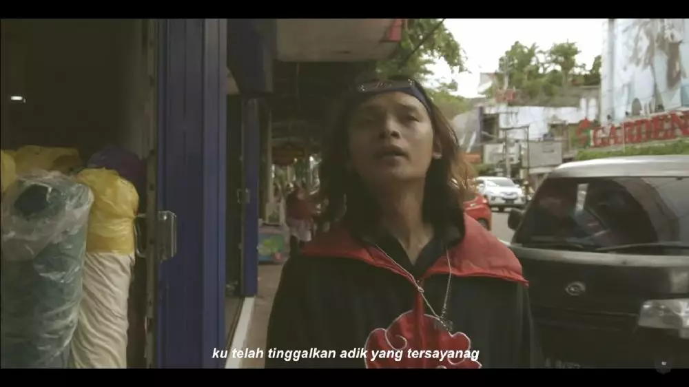 Parodi video klip Yang Terdalam © 2022 brilio.net Parodi video klip Yang Terdalam © 2022 brilio.net