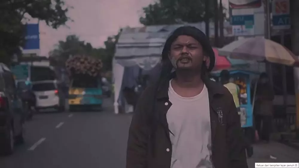 Parodi video klip Yang Terdalam © 2022 brilio.net Parodi video klip Yang Terdalam © 2022 brilio.net