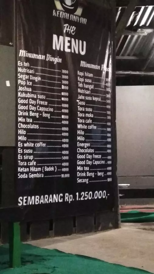 pemberitahuan harga yang nyeleneh dan nggak biasa © Twitter