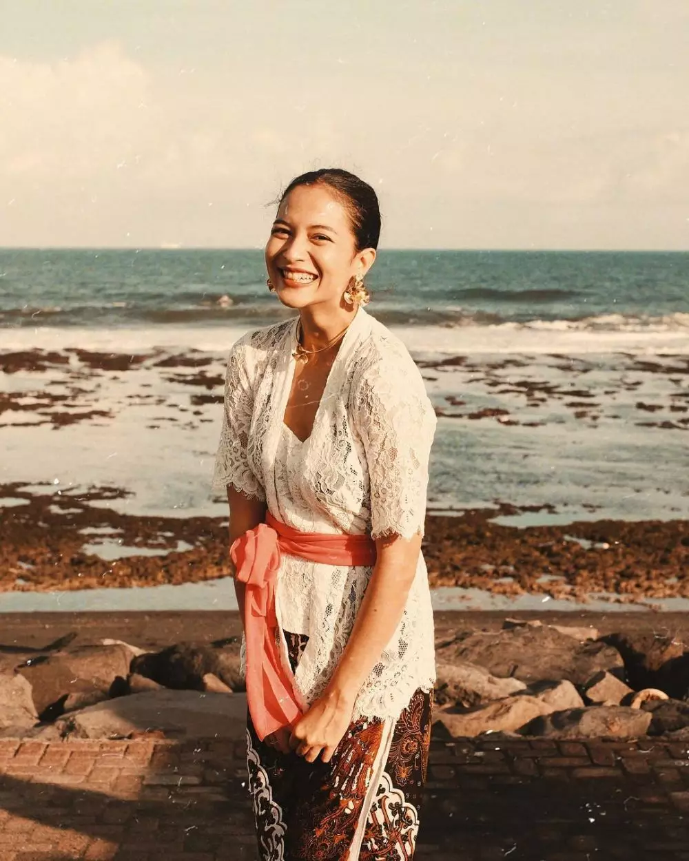 Putri Marino kebaya © Instagram