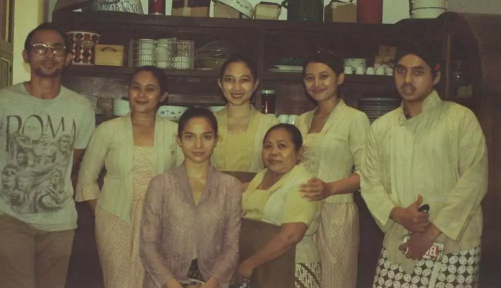 Putri Marino kebaya © Instagram