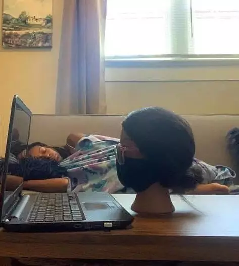 yang penting rebahan dan tidur © berbagai sumber yang penting rebahan dan tidur © berbagai sumber