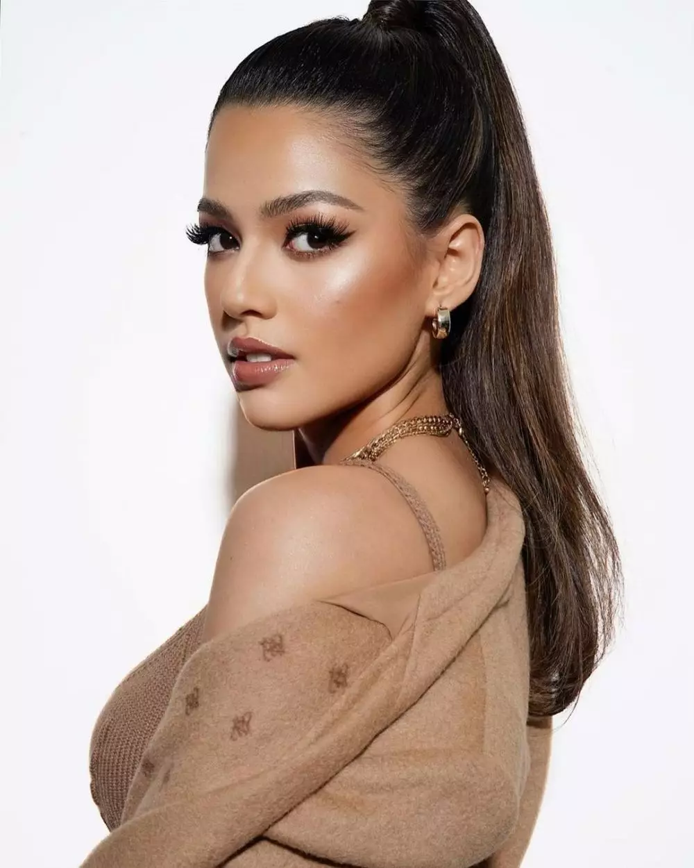 Potret Susan Sameh hadiri premier film © Instagram Potret Susan Sameh hadiri premier film © Instagram