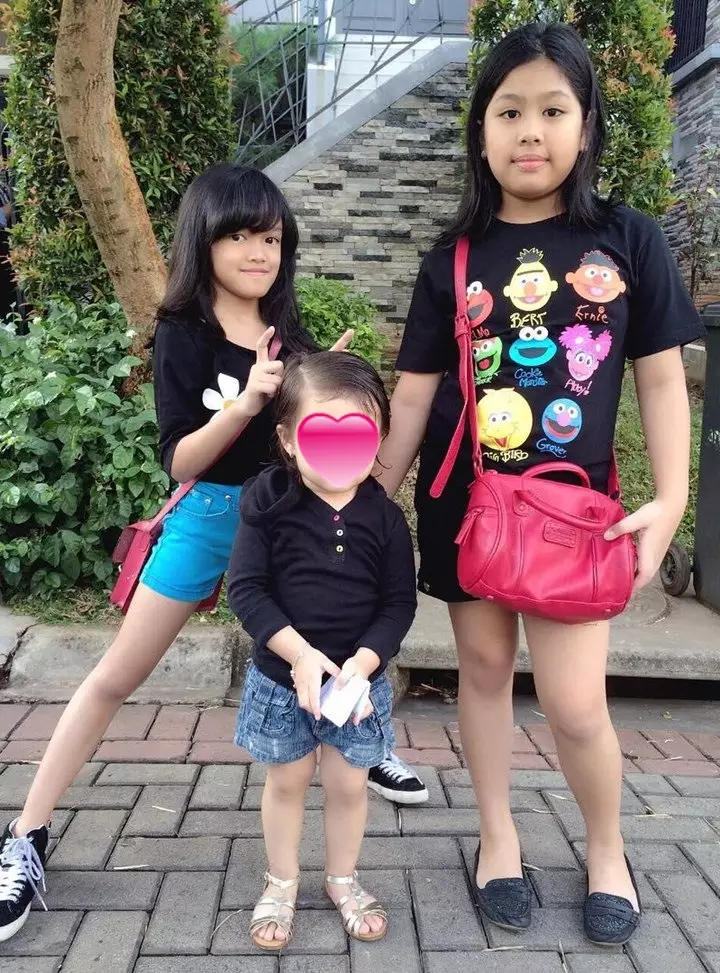 Transformasi Amel anak angkat Ussy Sulistiawaty Instagram