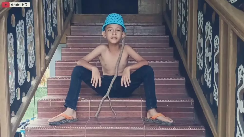 9 Parodi video klip 'Bintang di Surga', ada yang pakai pistol mainan © 2022 brilio.net