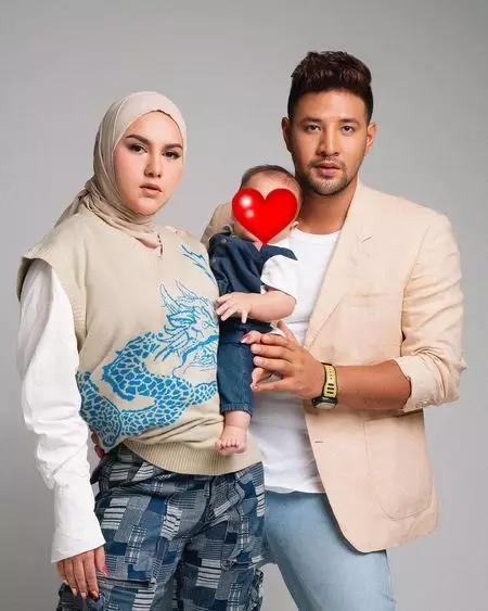 anak seleb singkatan nama orang tuanya  berbagai sumber anak seleb singkatan nama orang tuanya  berbagai sumber