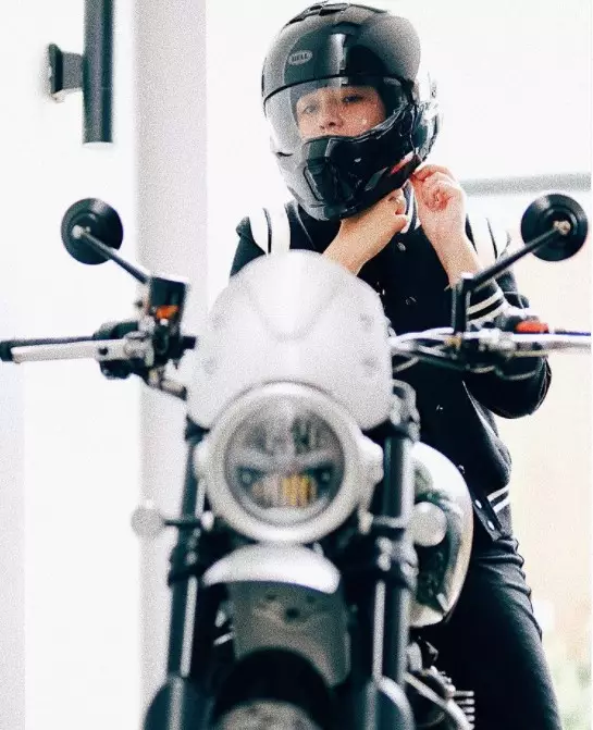 harga jaket Amanda Manopo berbagai sumber