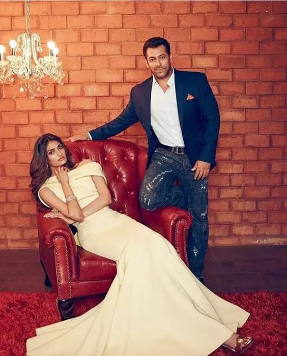 Pesona Athiya Shetty anak Suniel Shetty © Instagram