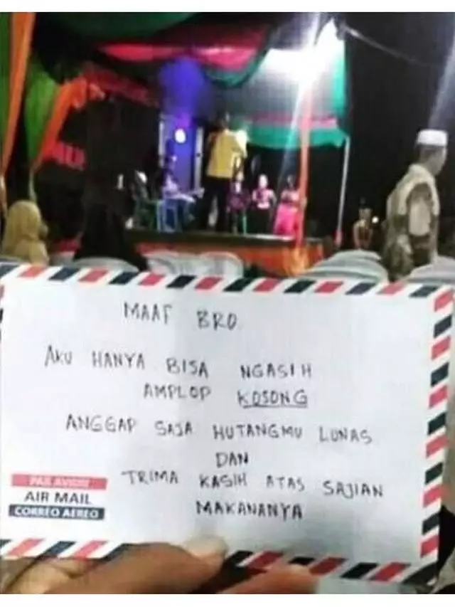 benda dibawa pas nikahan nyeleneh banget © 1cak.com
