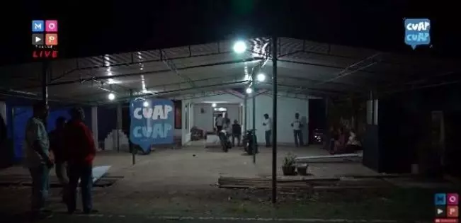 potret rumah seleb pria di kampung halaman Berbagai sumber  potret rumah seleb pria di kampung halaman Berbagai sumber