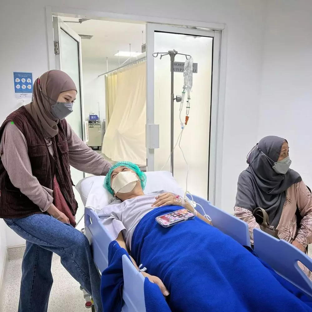 potret hanung operasi saraf kejepit © instagram potret hanung operasi saraf kejepit © instagram