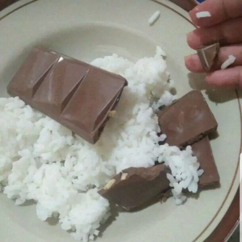 potret lucu yang penting makan nasi © berbagai sumber potret lucu yang penting makan nasi © berbagai sumber