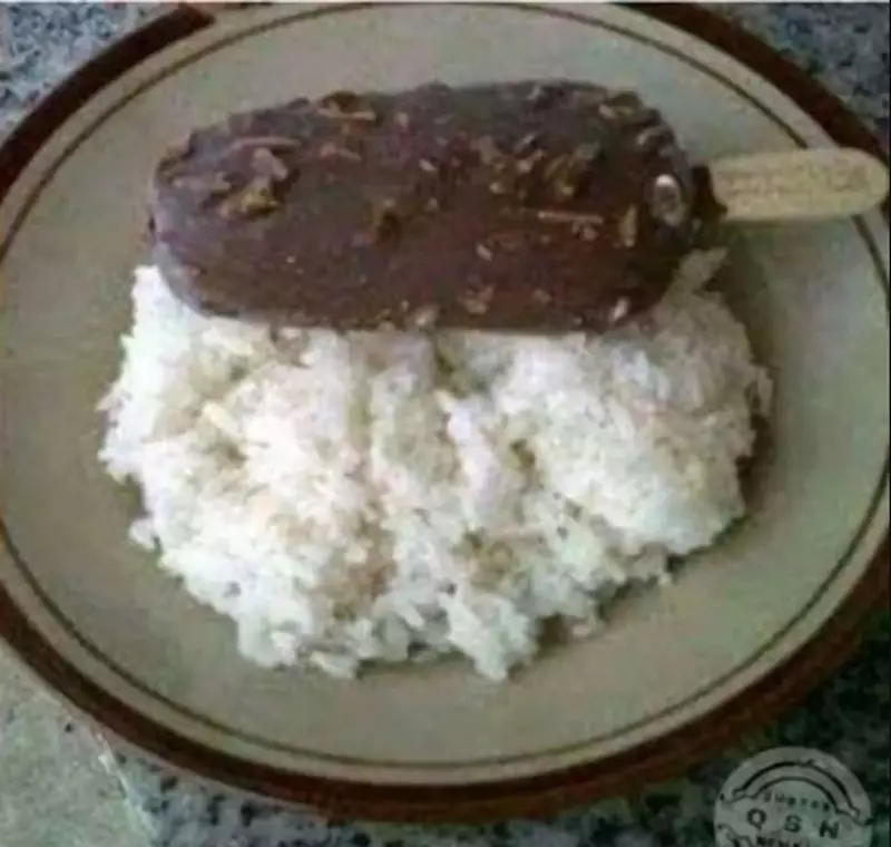 potret lucu yang penting makan nasi © berbagai sumber potret lucu yang penting makan nasi © berbagai sumber