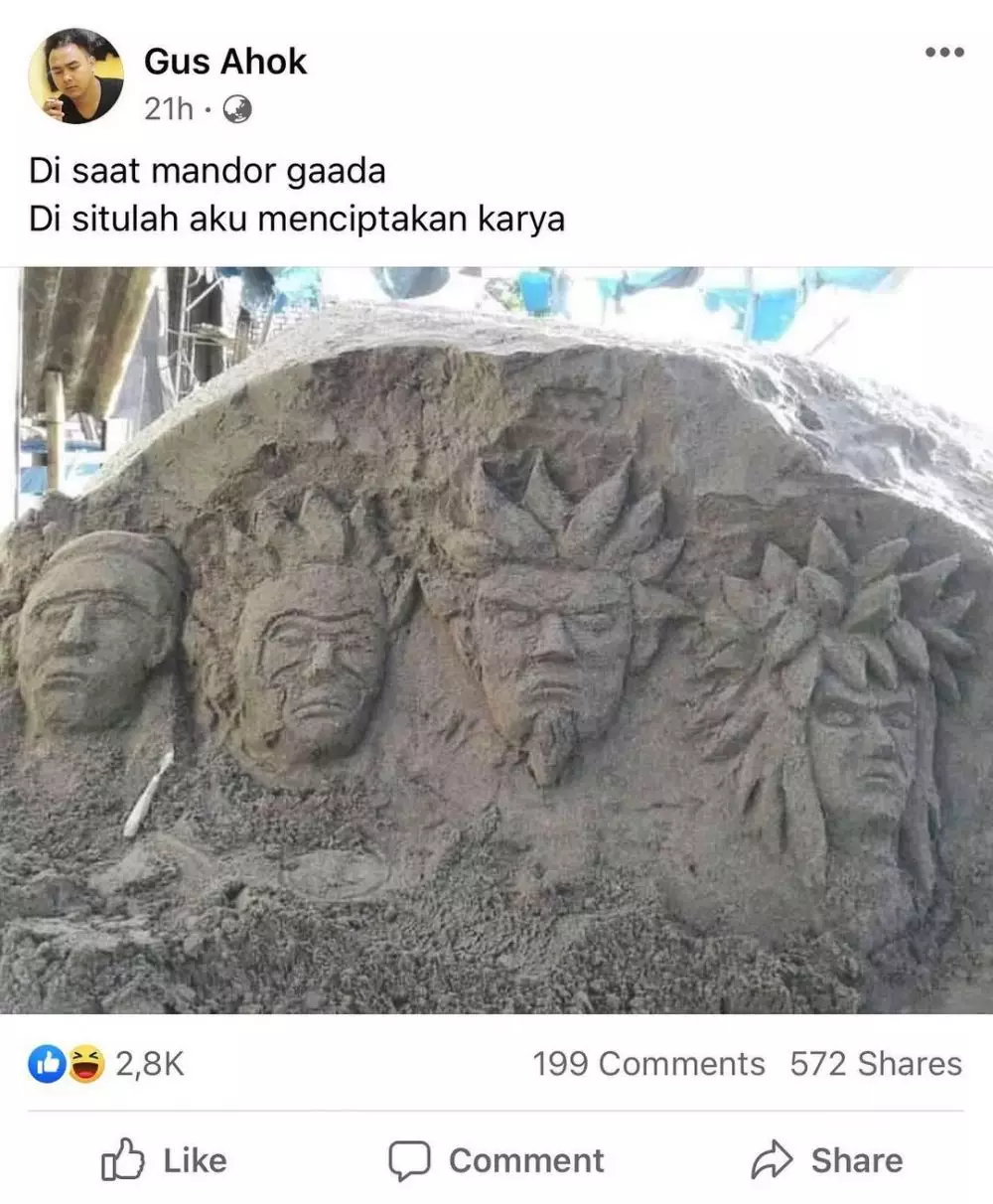 status fb guyonan tukang bangunan © Twitter