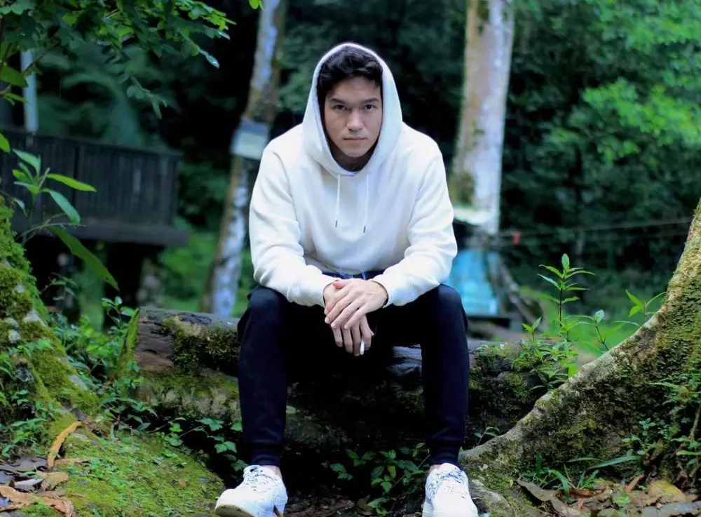 Rafael Adwel pasangan Fuji di film © Instagram Rafael Adwel pasangan Fuji di film © Instagram