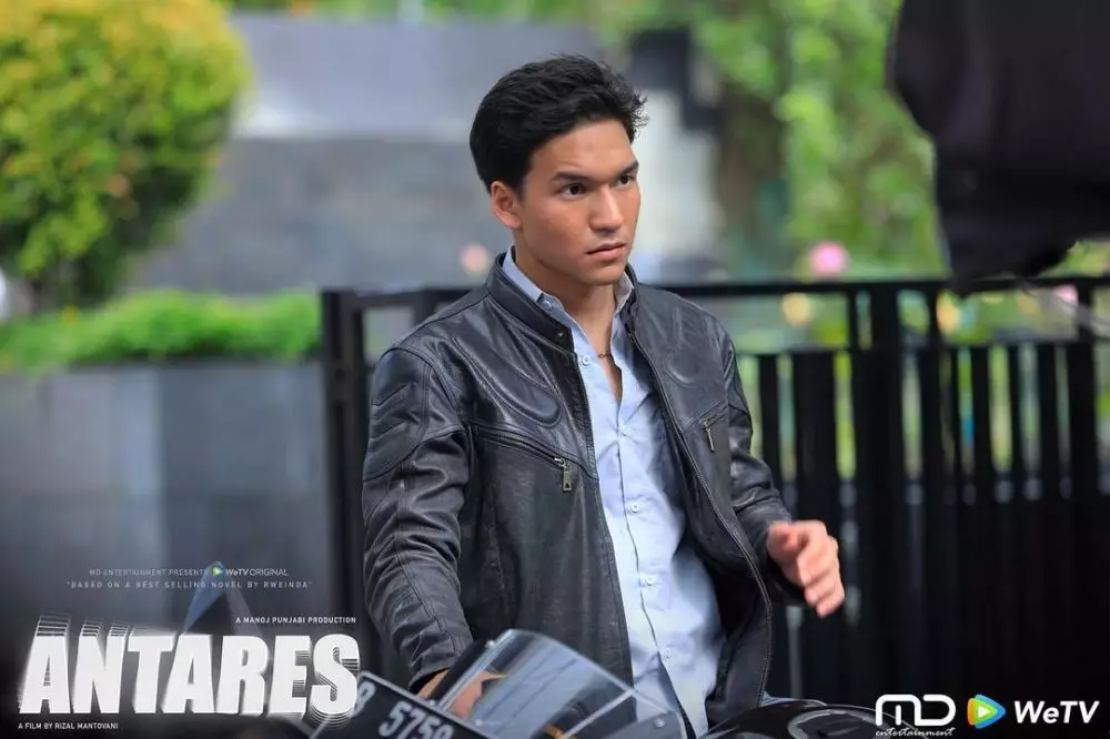 Rafael Adwel pasangan Fuji di film © Instagram Rafael Adwel pasangan Fuji di film © Instagram