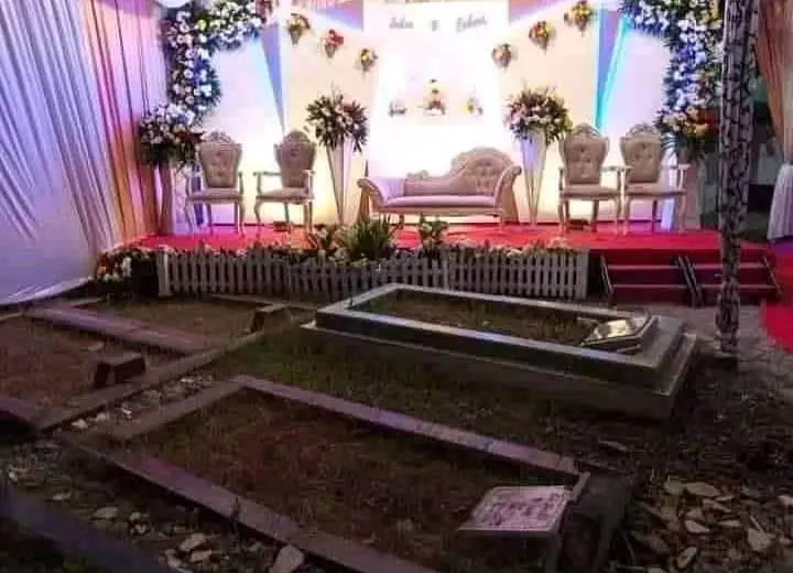 potret dekorasi yang dibuat orang nyeleneh © 1cak.com potret dekorasi yang dibuat orang nyeleneh © 1cak.com