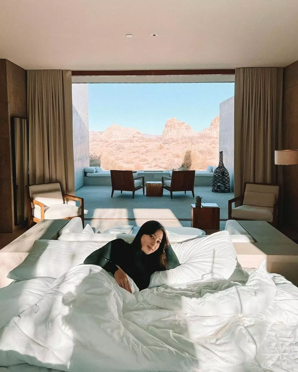 Nikita Willy nginap di hotel termahal di dunia Instagram