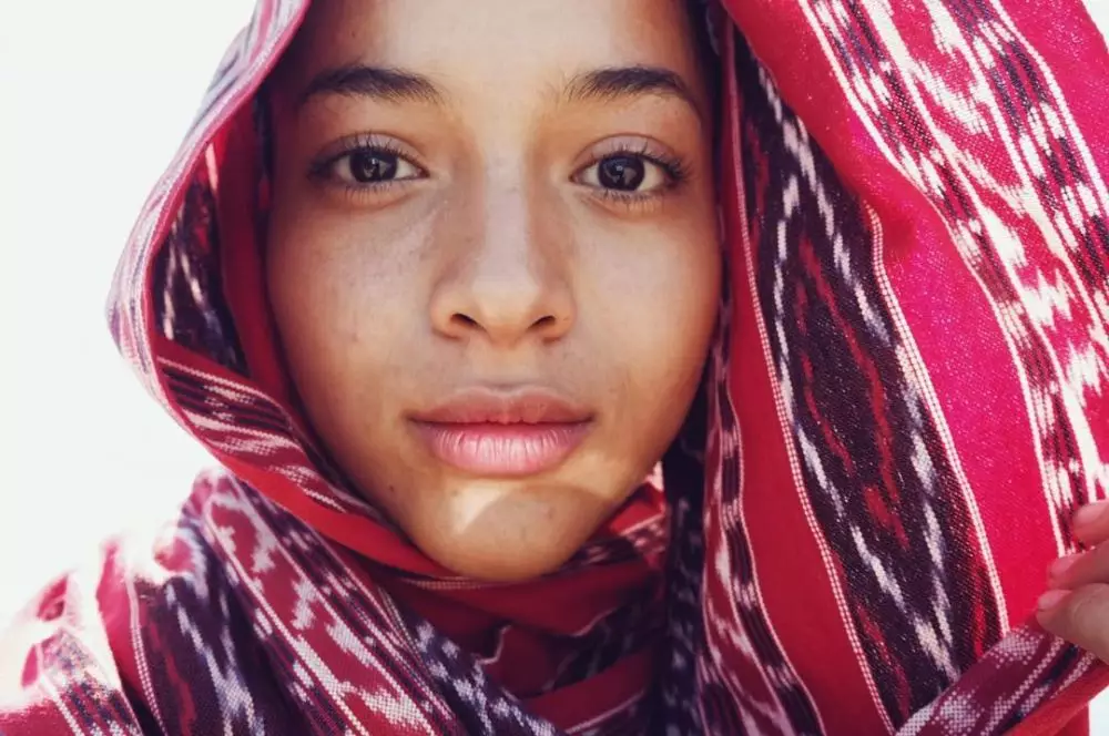 pemain layangan putus tanpa makeup © instagram