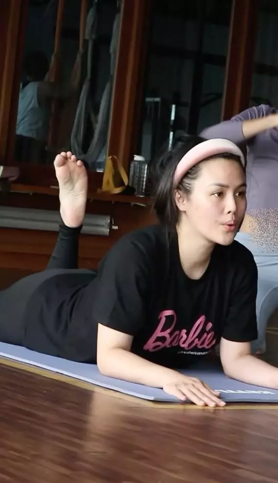 pemain layangan putus tanpa makeup © instagram