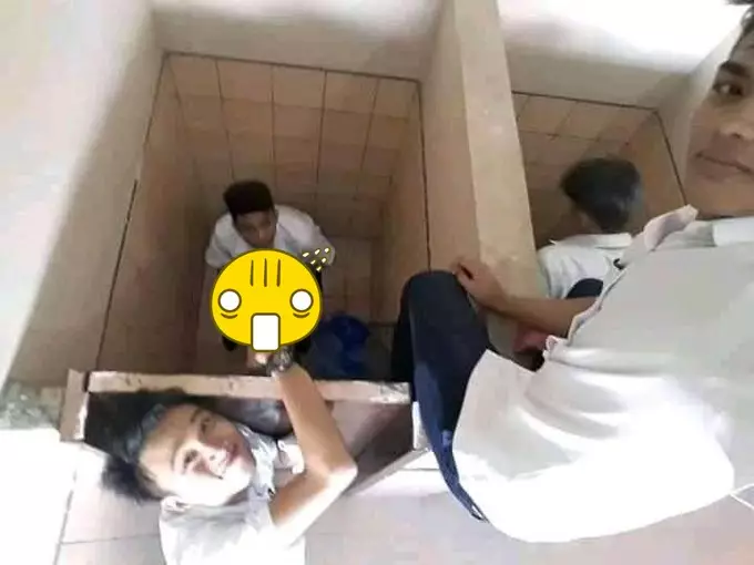 cowok foto bareng pose absurd © berbagai sumber cowok foto bareng pose absurd © berbagai sumber