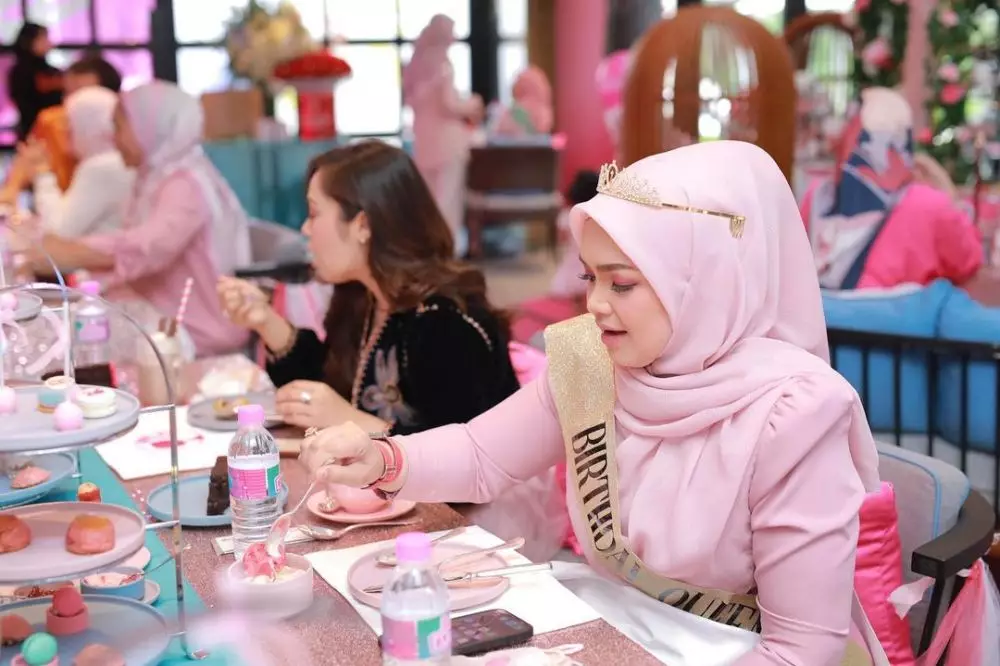 ultah Siti Nurhaliza ke-43 © Instagram ultah Siti Nurhaliza ke-43 © Instagram