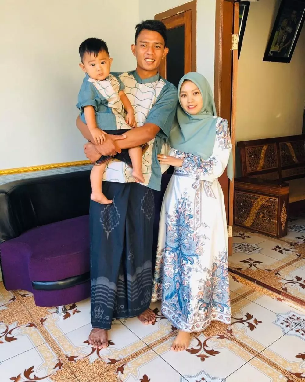 timnas dan pasangan asli Berbagai sumber