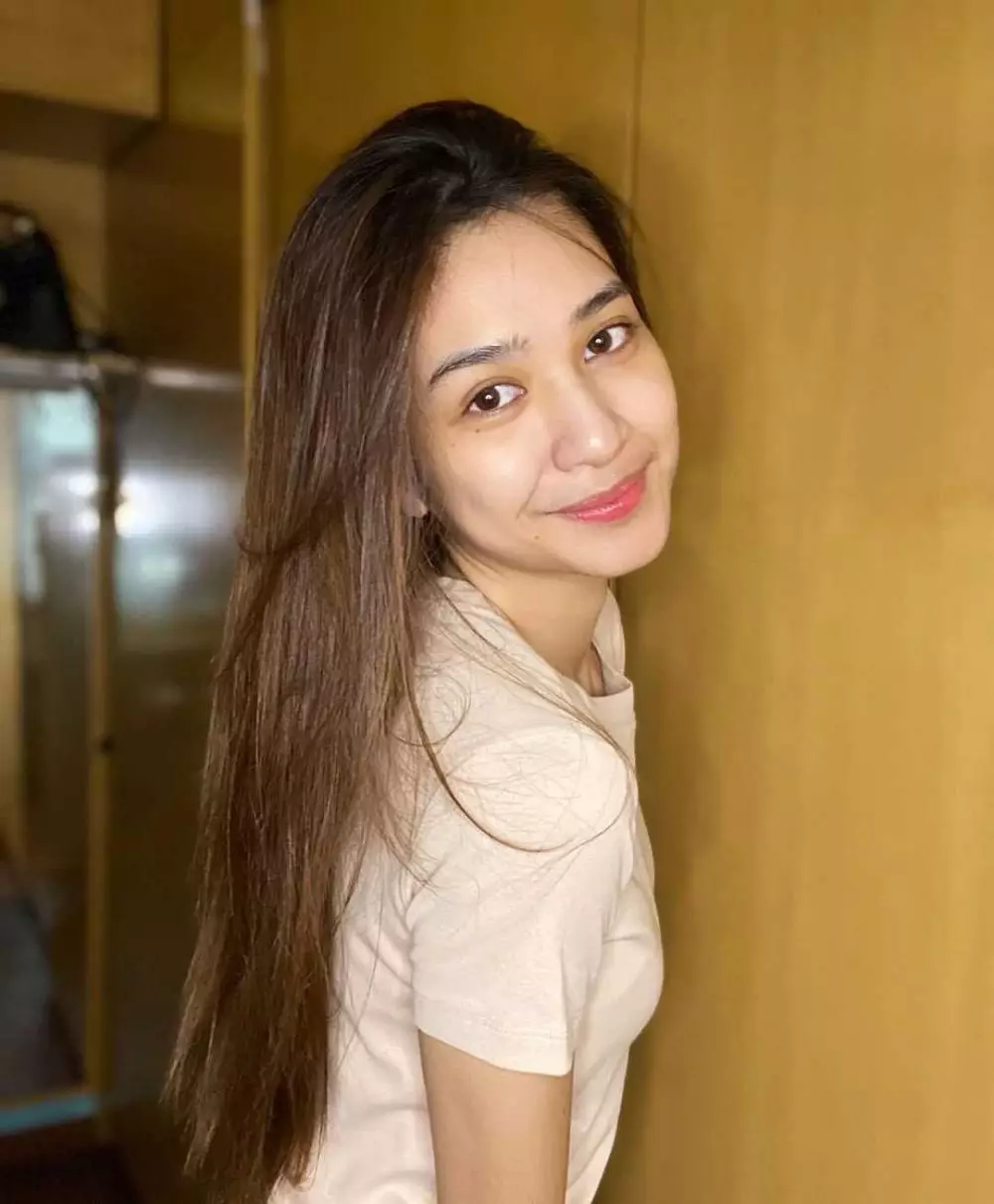 13 keponakan artis terkenal Berbagai sumber