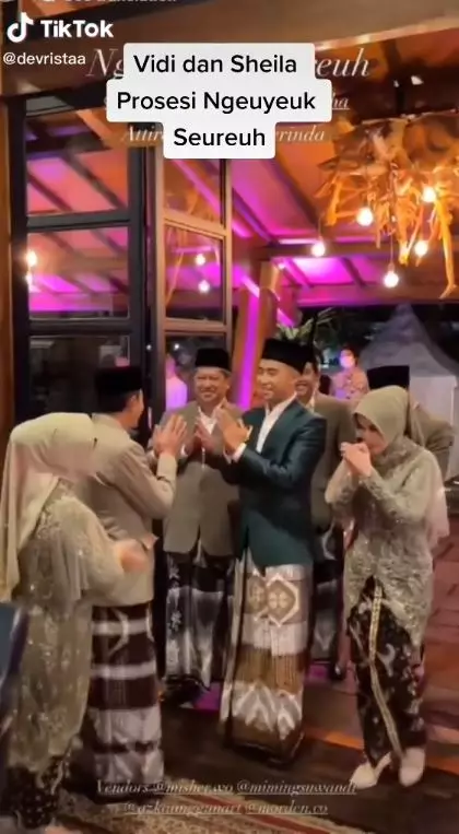 Vidi Aldiano dan Sheila Dara jalani prosesi Ngeuyeuk Seureuh Berbagai sumber