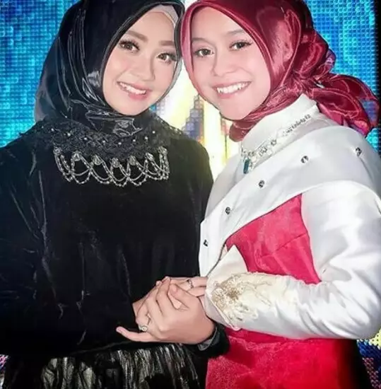 Potret persahabatan Lesty dan Ega © Instagram Potret persahabatan Lesty dan Ega © Instagram