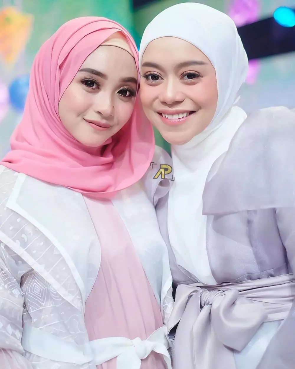 Potret persahabatan Lesty dan Ega © Instagram Potret persahabatan Lesty dan Ega © Instagram