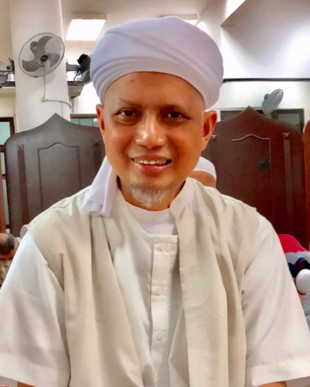 anak seleb kehilangan orang tua saat bayi Berbagai sumber