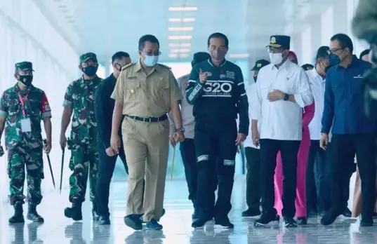 Potret Jokowi coba bypass BIL-Mandalika © Instagram Potret Jokowi coba bypass BIL-Mandalika © Instagram