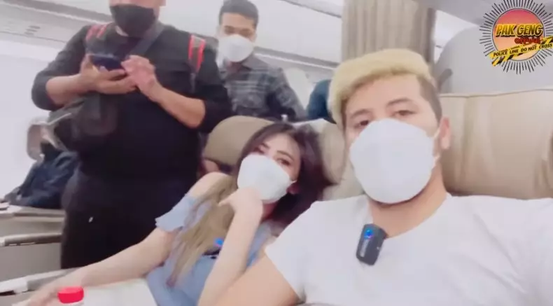 Momen ultah ayah Via Vallen ke-56 © berbagai sumber