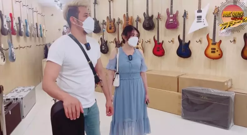 Momen ultah ayah Via Vallen ke-56 © berbagai sumber