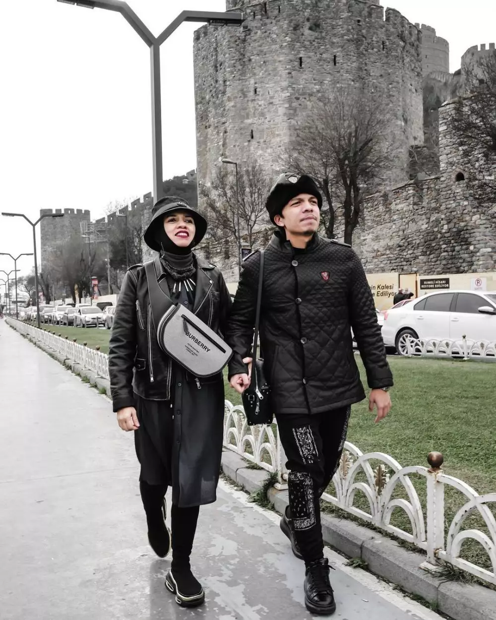 potret kebersamaan Atta Halilintar dan ibu © berbagai sumber potret kebersamaan Atta Halilintar dan ibu © berbagai sumber