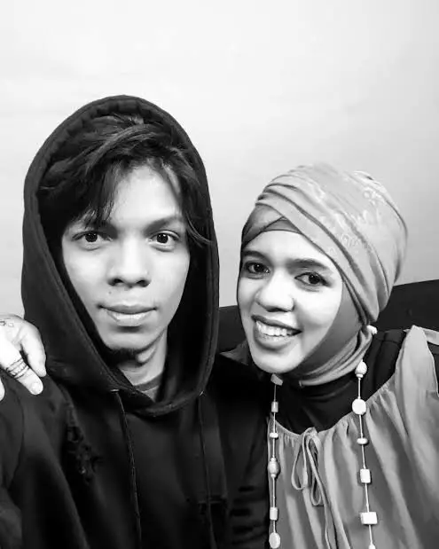 potret kebersamaan Atta Halilintar dan ibu © berbagai sumber potret kebersamaan Atta Halilintar dan ibu © berbagai sumber