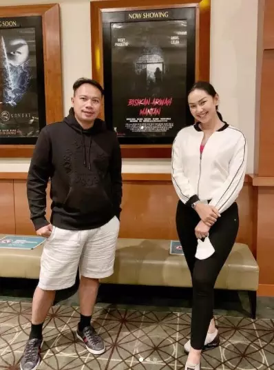 potret mesra Kalina Ocktaranny & Vicky Prasetyo © Instagram