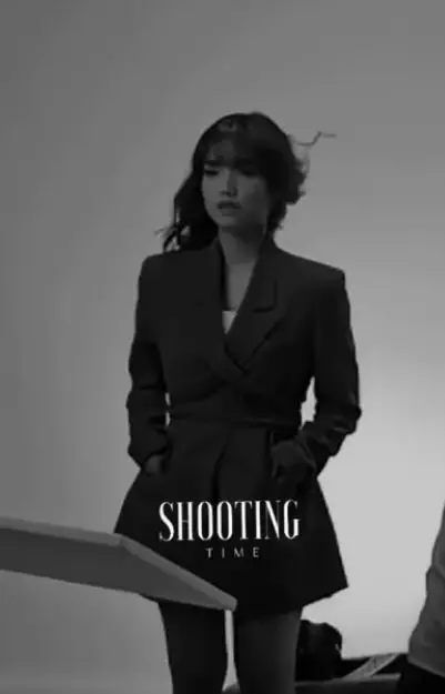 Fuji lakukan pemotretan, gayanya dipuji mirip artis Korea Berbagai sumber 