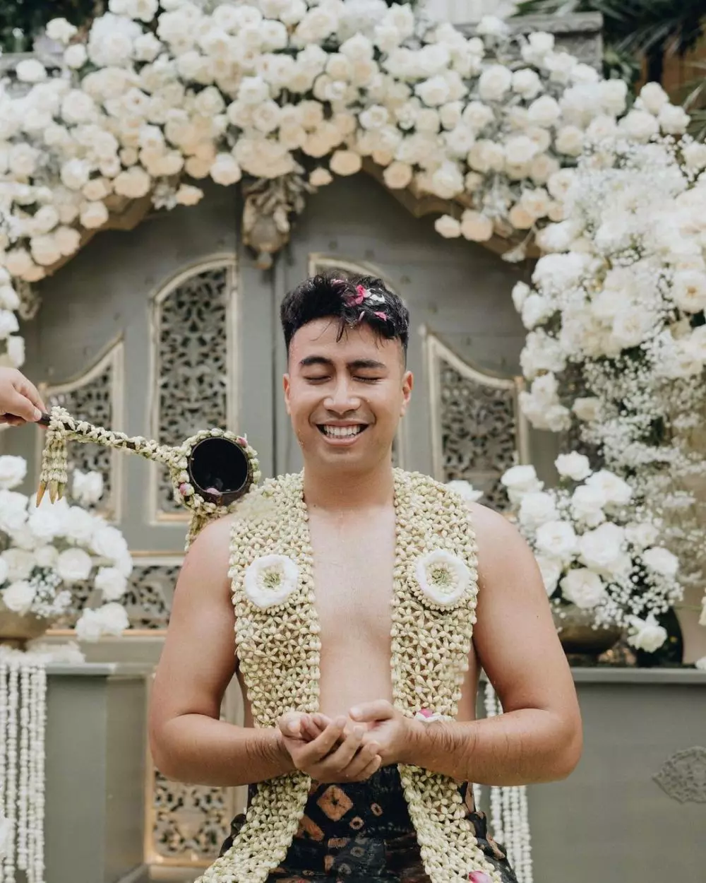 siraman Vidi Aldiano © 2022 brilio.net siraman Vidi Aldiano © 2022 brilio.net