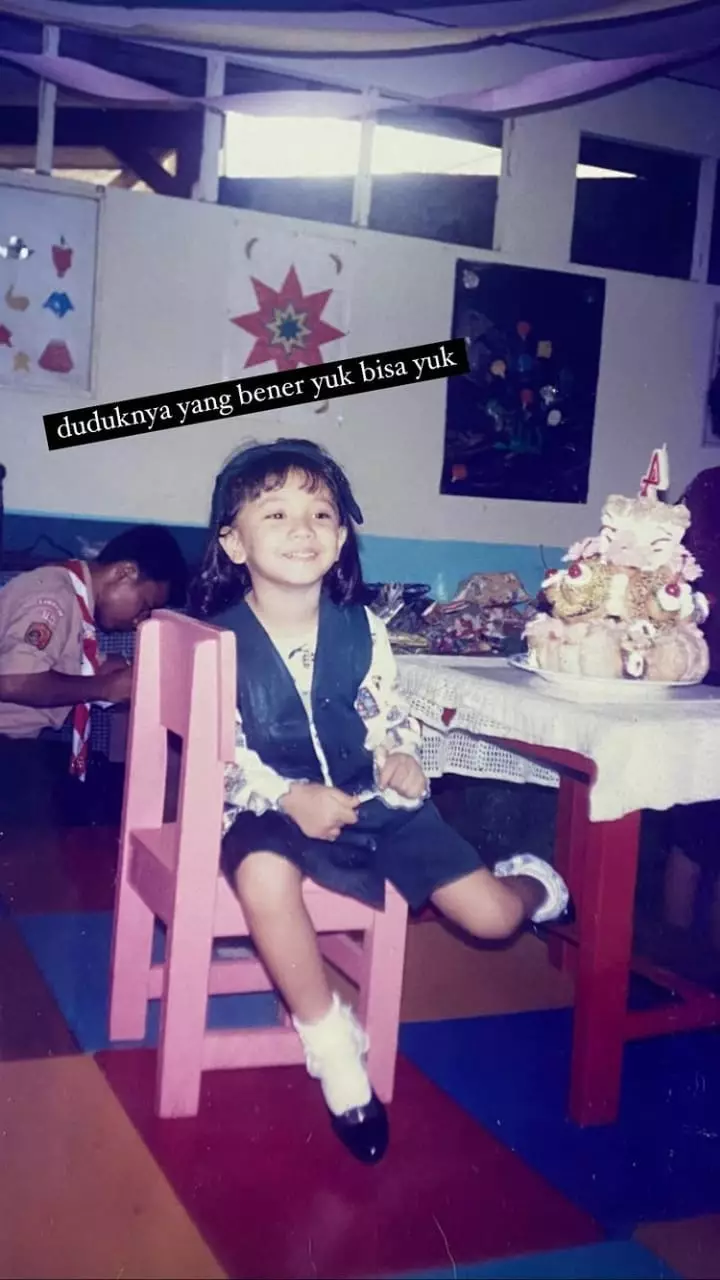 potret masa kecil sheila dara © instagram potret masa kecil sheila dara © instagram