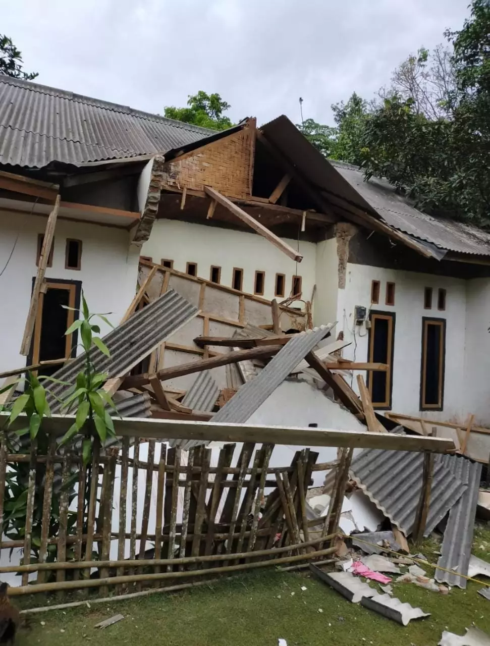 dampak gempa bumi banten © twitter dampak gempa bumi banten © twitter