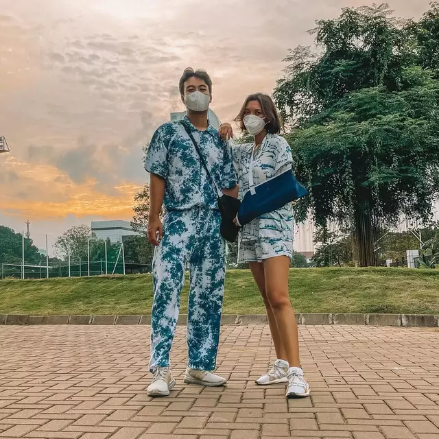 perjalanan cinta vidi dan sheila dara © instagram