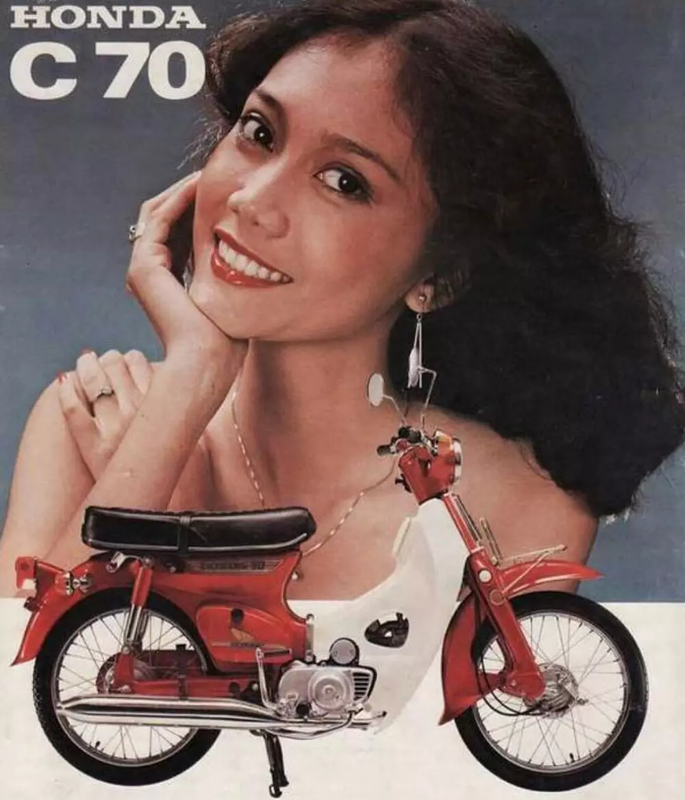 iklan motor jadul Berbagai sumber