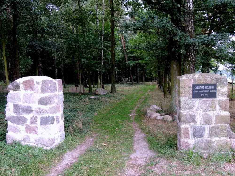 9 Landmark berhantu © 2022 brilio.net